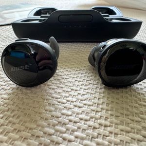 Bose Sound Sport-Bluetooth clear, sound, sweat, and weather resistant.